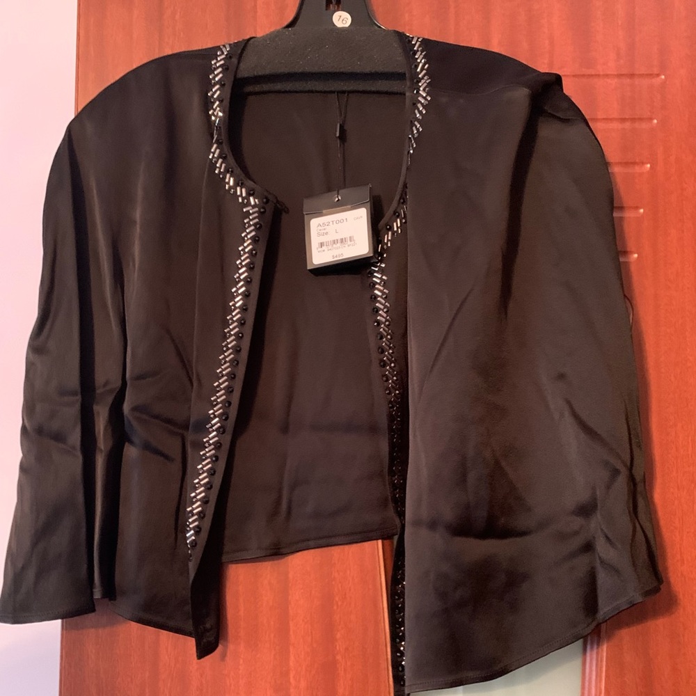 ST.JOHN, size L, black